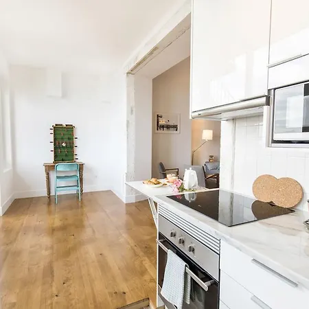 Lovelystay Luminous Flat W River View *